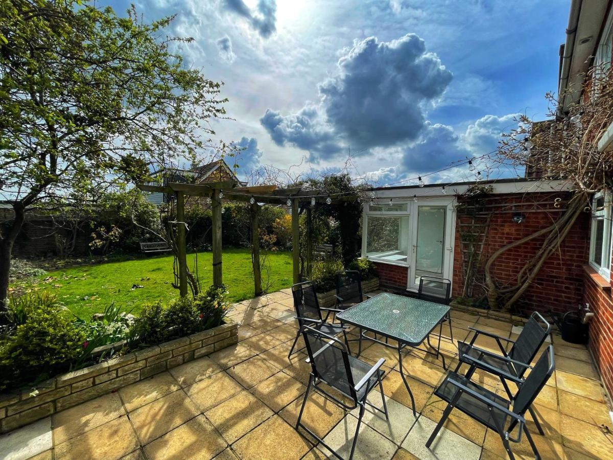 Island House Villa West Mersea Exterior photo